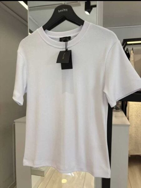 Kırık Beyaz Basic T-shirt