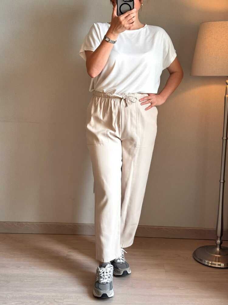 Krem Rengi Rahat Kesim Pantolon