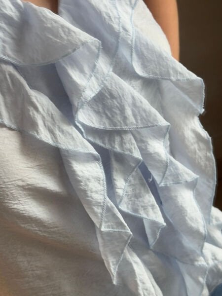 Mavi Fırfırlı Kolsuz Gömlek