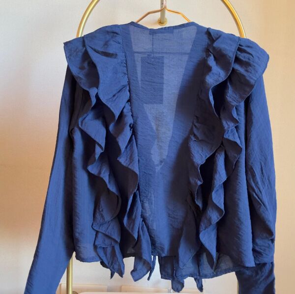 Önden Bağlamalı Fırfırlı Kadın Gömlek – Lacivert