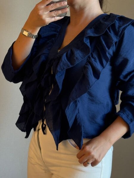 Önden Bağlamalı Fırfırlı Kadın Gömlek – Lacivert