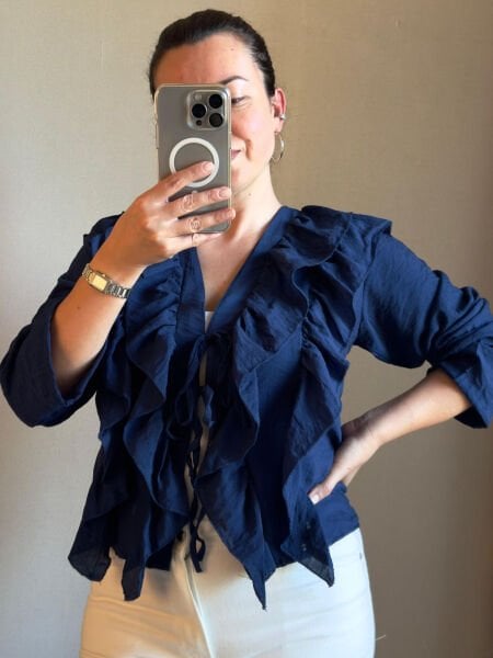 Önden Bağlamalı Fırfırlı Kadın Gömlek – Lacivert