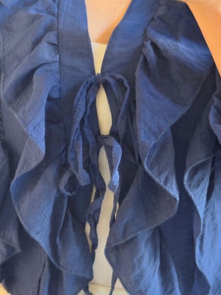 Önden Bağlamalı Fırfırlı Kadın Gömlek – Lacivert