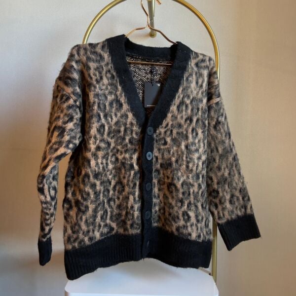 Kahverengi Leopar Desenli Düğmeli  Premium Kadın Hırka