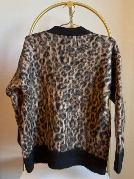 Kahverengi Leopar Desenli Düğmeli  Premium Kadın Hırka