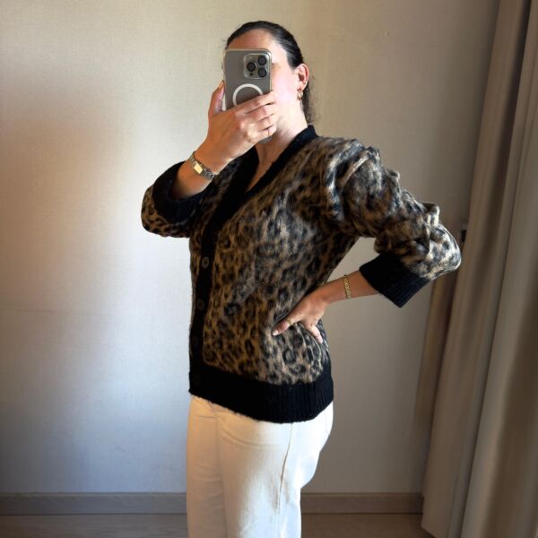 Kahverengi Leopar Desenli Düğmeli  Premium Kadın Hırka