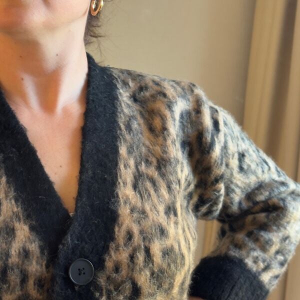 Kahverengi Leopar Desenli Düğmeli  Premium Kadın Hırka