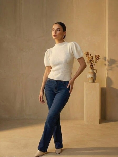 Beyaz Balon Kol Triko Kazak