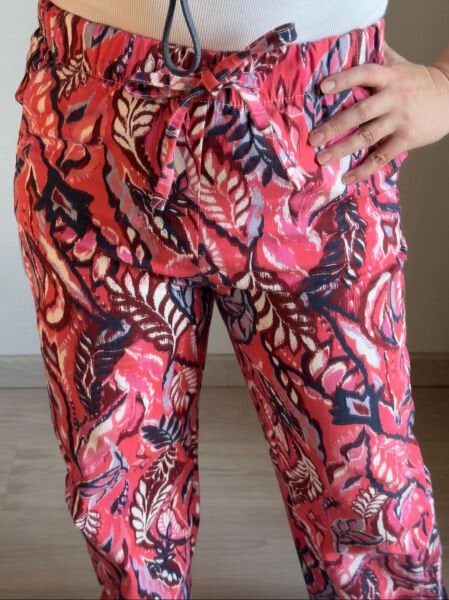 Beli Lastikli Desenli Yüksek Bel Pantolon