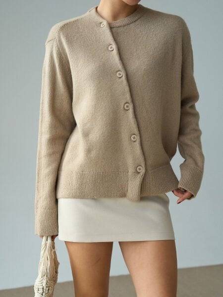 Asimetrik Düğmeli Bisiklet Yaka Triko Hırka